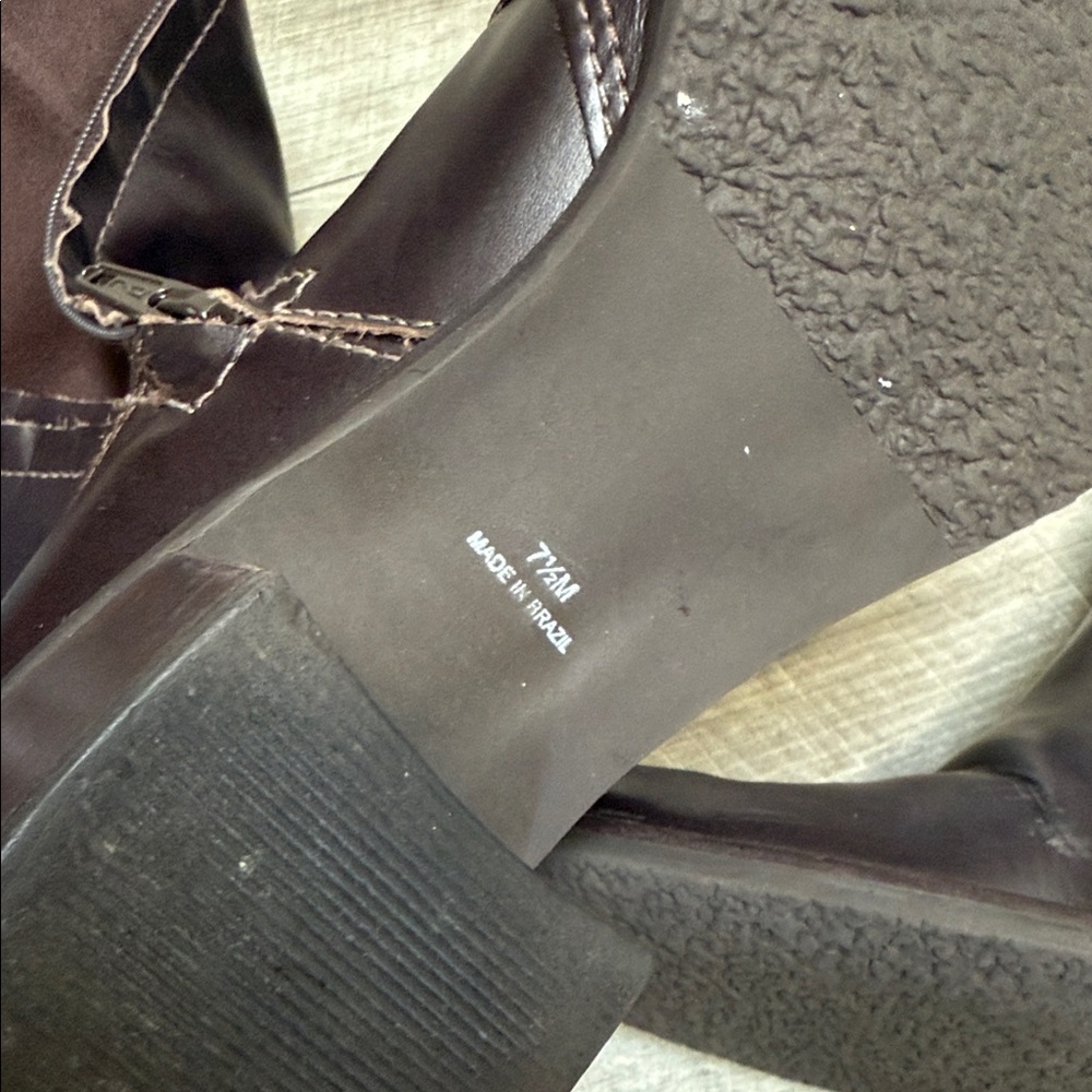 Naturalizer Rich Brown Heeled Boots - Picture 14 of 16